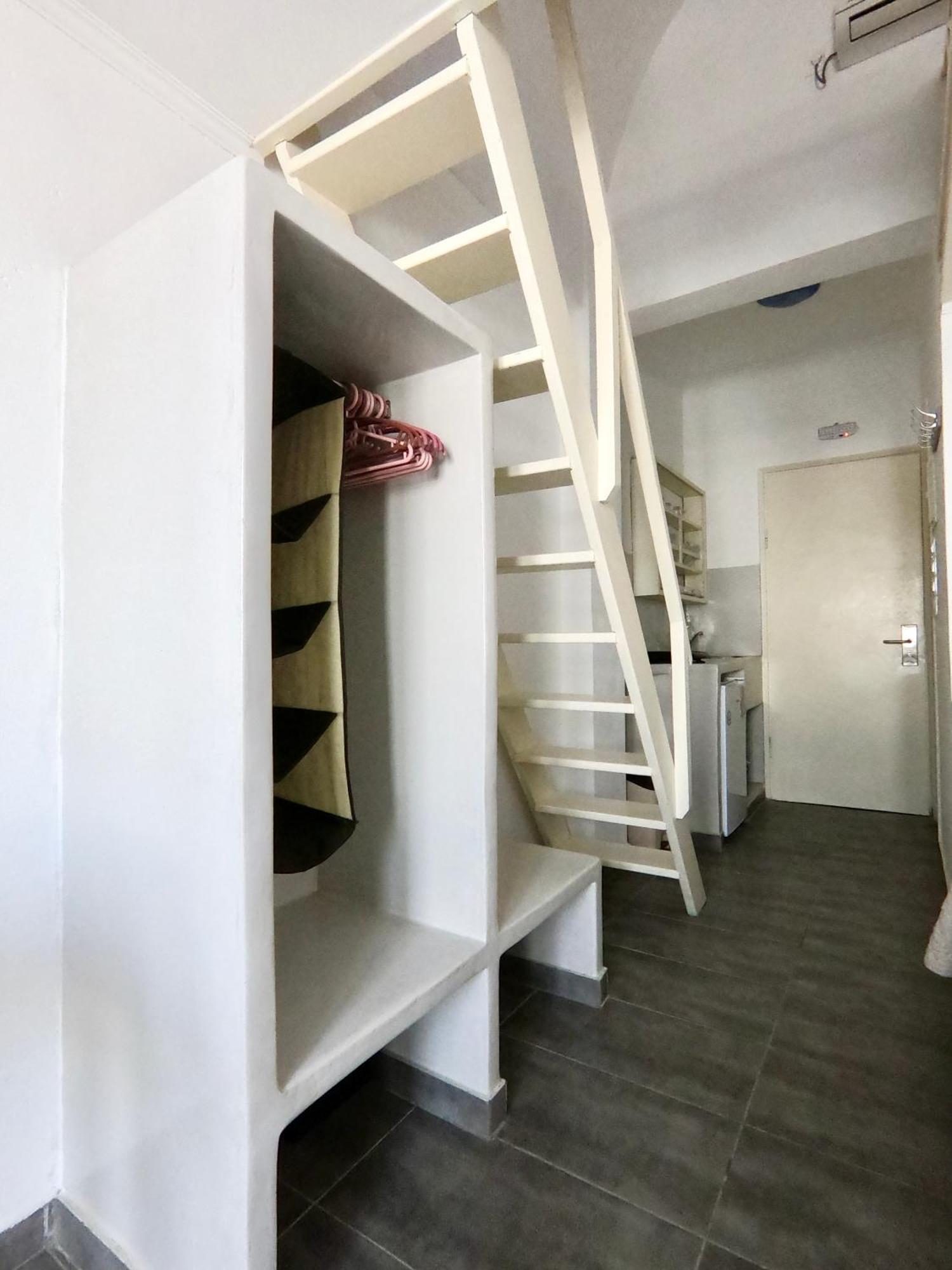Anny Studios & Rooms Perissa Beach Buitenkant foto