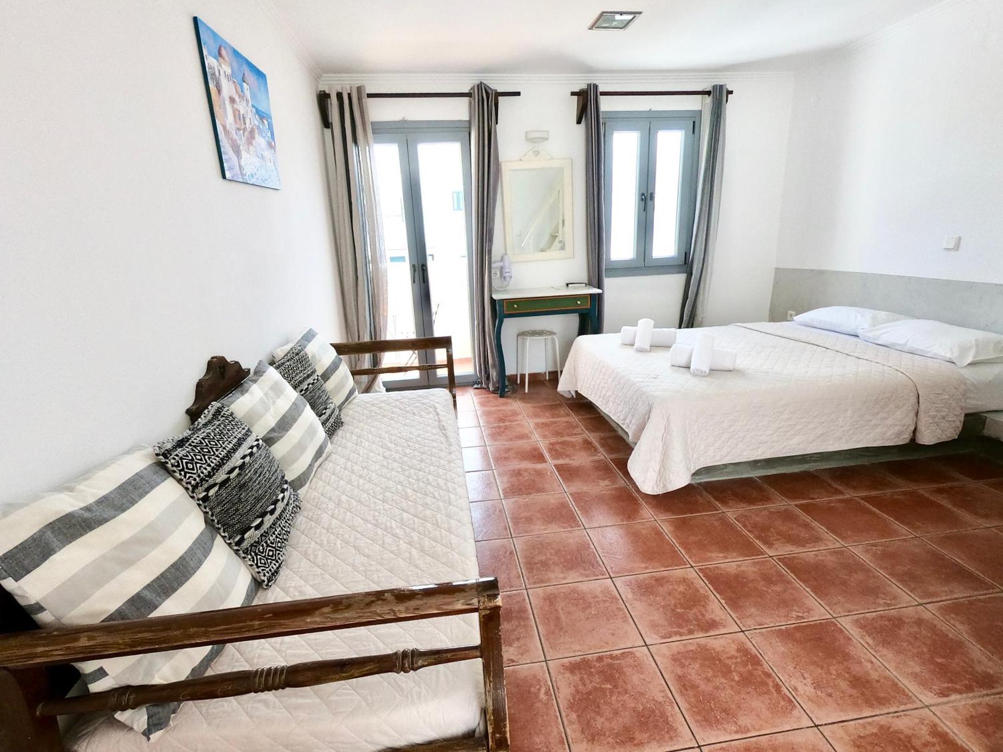 Anny Studios & Rooms Perissa Beach Buitenkant foto