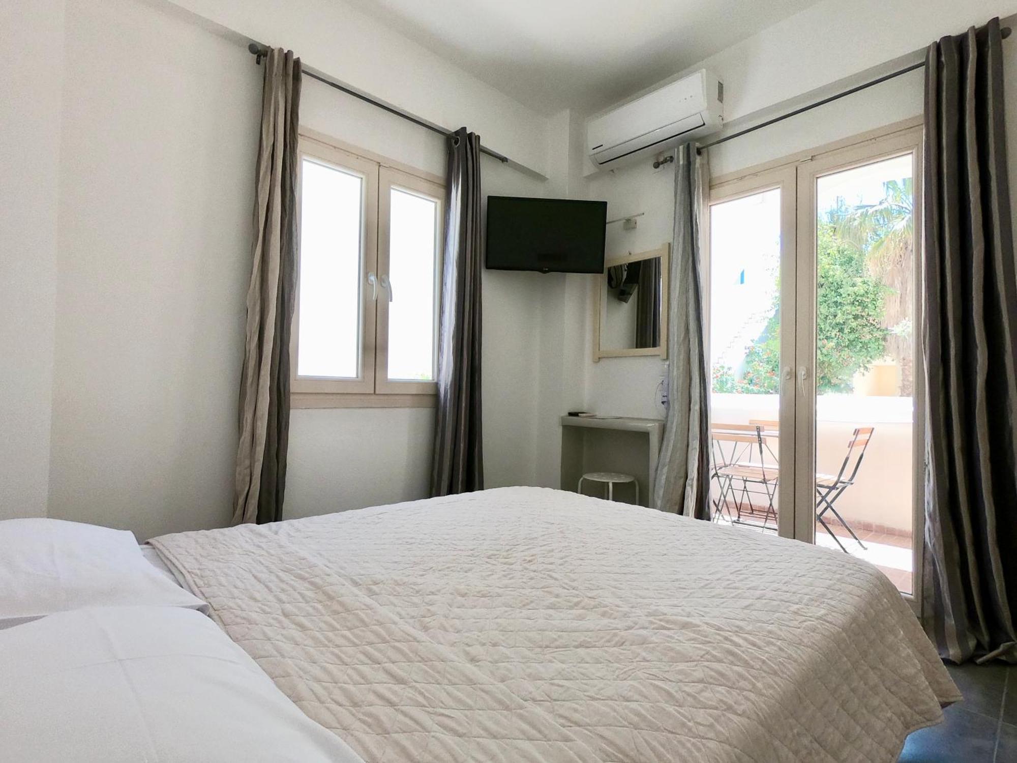 Anny Studios & Rooms Perissa Beach Buitenkant foto